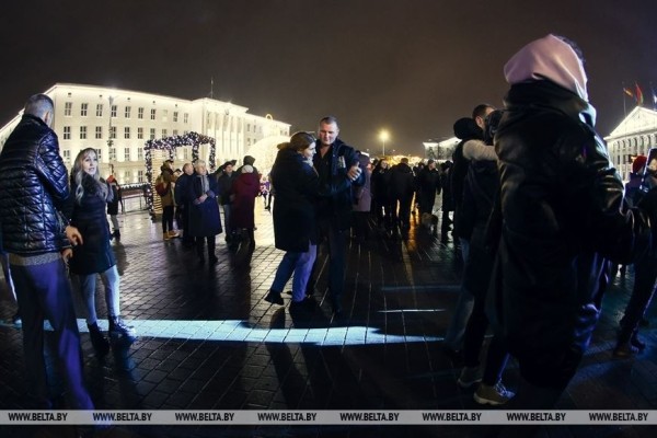 Как прошла новогодняя ночь в Бресте. Фоторепортаж Как прошла новогодняя ночь в Бресте. Фоторепортаж