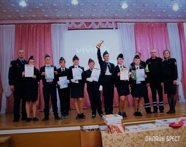 Читатель: Отряд ЮИД средней школы № 28 г. Бреста - победитель зональных соревнований в Кобрине
Читатель: Отряд ЮИД средней школы № 28 г. Бреста - победитель зональных соревнований в Кобрине