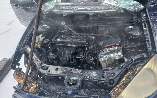 Автомобиль загорелся в Барановичах Автомобиль загорелся в Барановичах