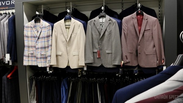 Соберите свой безупречный образ с иголочки в «ЦУМе», на третьем этаже. Готовимся к выпускным, линейкам, свадьбам Соберите свой безупречный образ с иголочки в «ЦУМе», на третьем этаже. Готовимся к выпускным, линейкам, свадьбам