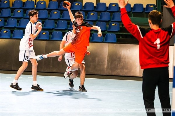 В Бресте завершился финальный этап гандбольного турнира «Стремительный мяч» В Бресте завершился финальный этап гандбольного турнира «Стремительный мяч»