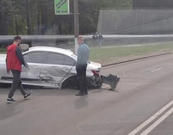 Автобус с пассажирами попал в аварию в Пинске