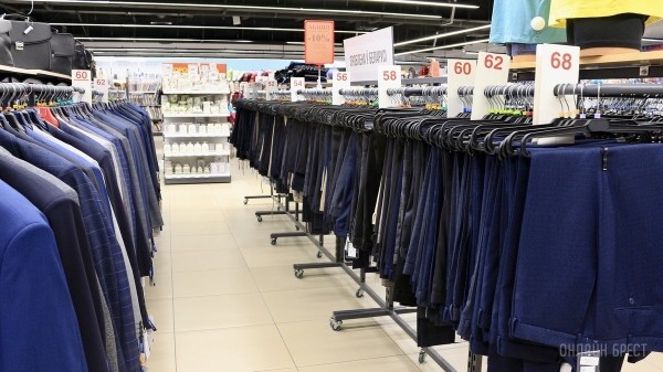 Соберите свой безупречный образ с иголочки в «ЦУМе», на третьем этаже. Готовимся к выпускным, линейкам, свадьбам Соберите свой безупречный образ с иголочки в «ЦУМе», на третьем этаже. Готовимся к выпускным, линейкам, свадьбам