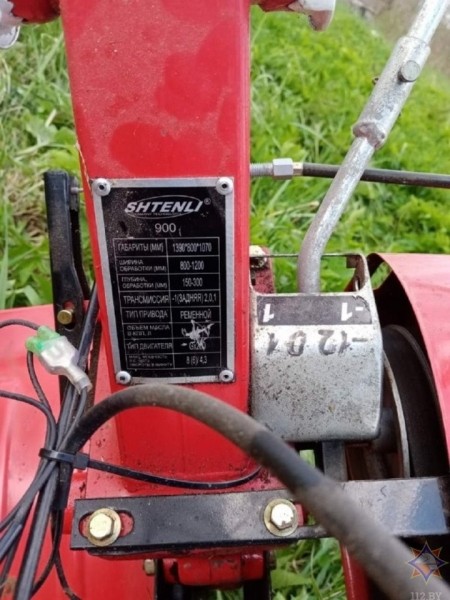 В Каменецком районе работники МЧС спасли мужчину, нога которого попала в мотокультиватор В Каменецком районе работники МЧС спасли мужчину, нога которого попала в мотокультиватор