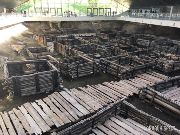 Выставка «Археолог. Раскоп. Музей» расскажет о 40-летней истории «Берестья» Выставка «Археолог. Раскоп. Музей» расскажет о 40-летней истории «Берестья»