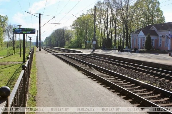 Электронные табло появились на ж/д вокзале в Берёзе Электронные табло появились на ж/д вокзале в Берёзе