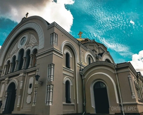 Читатель: Прогулялся по Брестской крепости и сделал немного красивых фотографий
Читатель: Прогулялся по Брестской крепости и сделал немного красивых фотографий