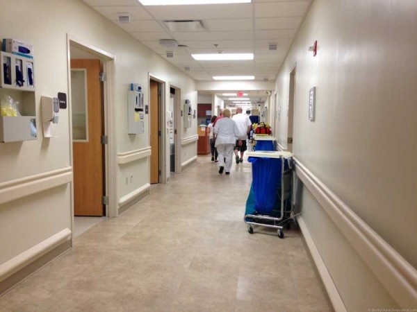 Правительство рассказало, как будет решать проблему с нехваткой медиков Правительство рассказало, как будет решать проблему с нехваткой медиков