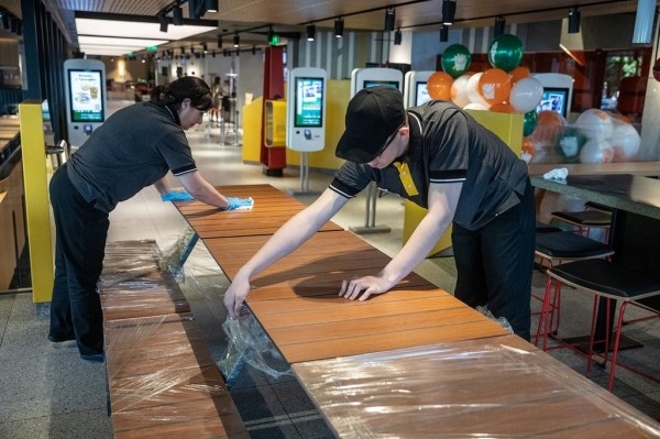 McDonald's в России переименовали во «Вкусно и точка» McDonald's в России переименовали во «Вкусно и точка»