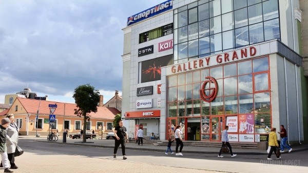 Аренда помещений в центре Бреста под магазины, шоурумы, кафе, бары, рестораны и офисы с возможностью полной перепланировки Аренда помещений в центре Бреста под магазины, шоурумы, кафе, бары, рестораны и офисы с возможностью полной перепланировки