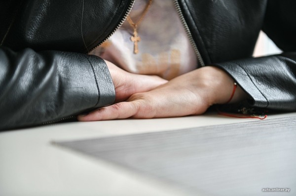 В Беларуси три человека купили BMW через счета-справки, а затем суд изъял машину как похищенную В Беларуси три человека купили BMW через счета-справки, а затем суд изъял машину как похищенную