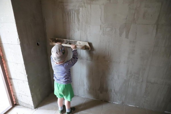 Узнали, что изменилось в жизни юного героя Ромы Когодовского после пожара Узнали, что изменилось в жизни юного героя Ромы Когодовского после пожара