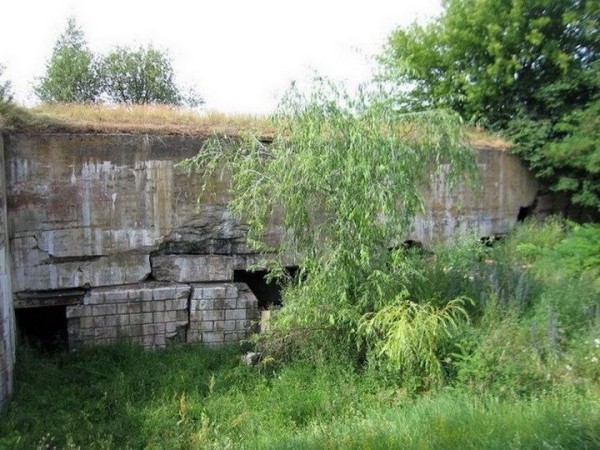 На аукцион выставили часть Брестской крепости. Готовьте 164 000 рублей, и она ваша На аукцион выставили часть Брестской крепости. Готовьте 164 000 рублей, и она ваша