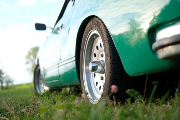 Porsche для домохозяек. Белорус рассказал о 48-летнем Volkswagen Karmann-Ghia Porsche для домохозяек. Белорус рассказал о 48-летнем Volkswagen Karmann-Ghia