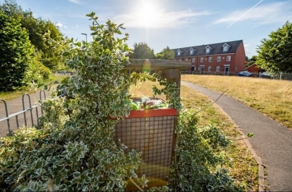 В Британии показали худшую детскую площадку страны. Родители в шоке В Британии показали худшую детскую площадку страны. Родители в шоке