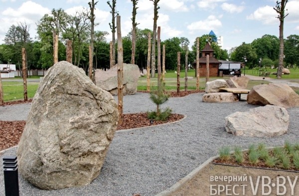 Прогулка по Набережной Бреста. Фоторепортаж Прогулка по Набережной Бреста. Фоторепортаж