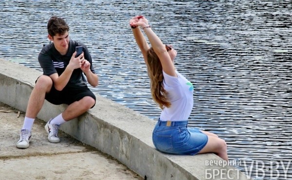 Прогулка по Набережной Бреста. Фоторепортаж Прогулка по Набережной Бреста. Фоторепортаж
