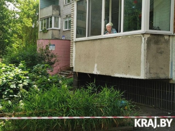 В Беларуси обрушился балкон вместе с мужчиной