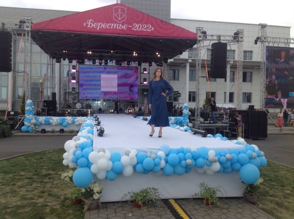 В Бресте стартовал первый фестиваль моды и стиля «LookБуг» В Бресте стартовал первый фестиваль моды и стиля «LookБуг»