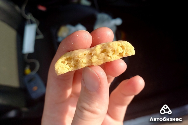 Это даже можно есть! Превратили автомобиль в духовку, яйцеварку и йогуртницу Это даже можно есть! Превратили автомобиль в духовку, яйцеварку и йогуртницу