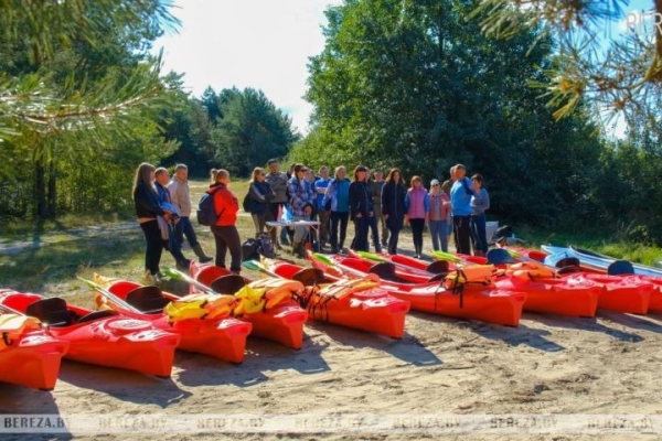 Маршрут для сплава на байдарках по Днепровско-Бугскому каналу и Мухавцу обустроили в Брестской области Маршрут для сплава на байдарках по Днепровско-Бугскому каналу и Мухавцу обустроили в Брестской области