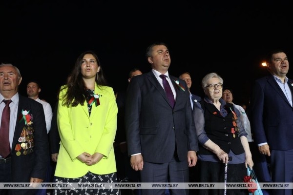 Праздничный салют в Брестской крепости