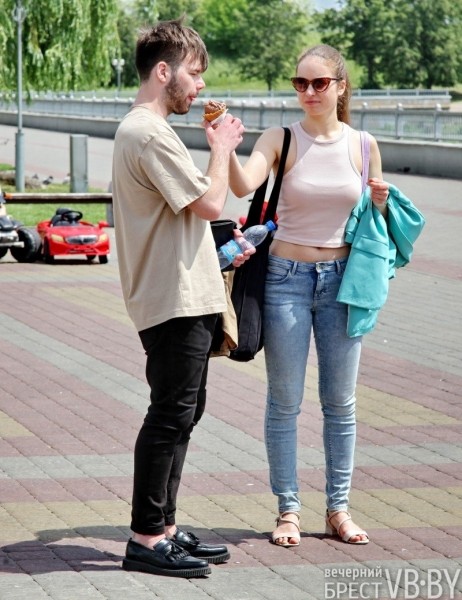 Прогулка по Набережной Бреста. Фоторепортаж Прогулка по Набережной Бреста. Фоторепортаж