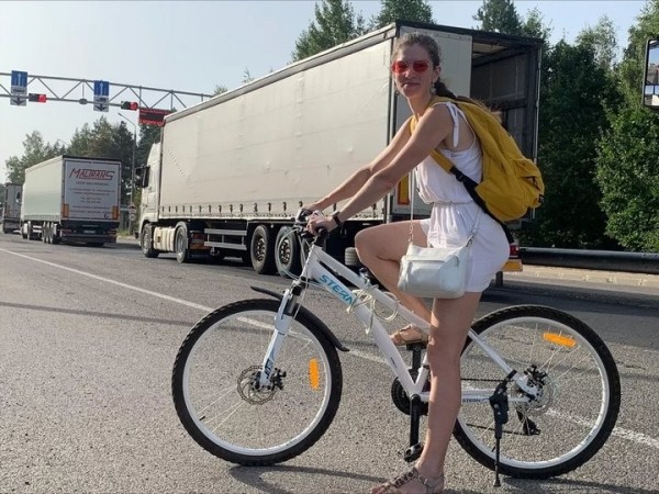 Пока стояла в очереди, закончилась виза: очередь в Польшу – почти 100 часов Пока стояла в очереди, закончилась виза: очередь в Польшу – почти 100 часов