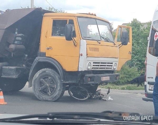 
                Читатель: В Бресте на Речица женщина попала под машину
            