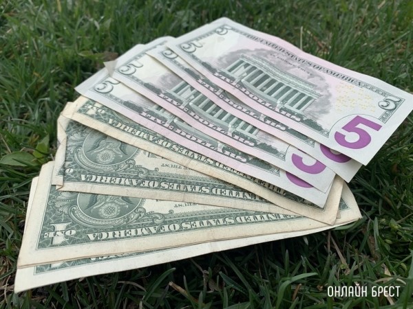 С долларом происходит что-то странное. Свежие курсы валют С долларом происходит что-то странное. Свежие курсы валют