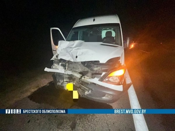 Маршрутка попала в серьёзное ДТП под Брестом. Что рассказала пассажирка Маршрутка попала в серьёзное ДТП под Брестом. Что рассказала пассажирка