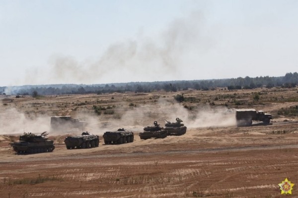 Что происходило на полигоне под Брестом. Минобороны показало Что происходило на полигоне под Брестом. Минобороны показало