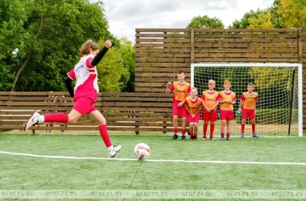 В Белоозерске открыли площадку для мини-футбола В Белоозерске открыли площадку для мини-футбола