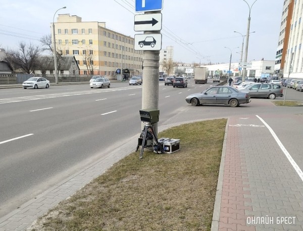 Станции техосмотра обязали сформировать базу данных, которая может попасть операторам камер фотофиксации Станции техосмотра обязали сформировать базу данных, которая может попасть операторам камер фотофиксации