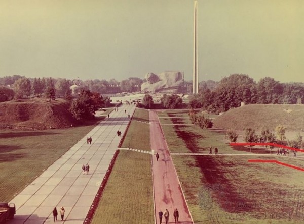 Почти исчезнувшая аллея в Брестской крепости. Куда она вела? Почти исчезнувшая аллея в Брестской крепости. Куда она вела?