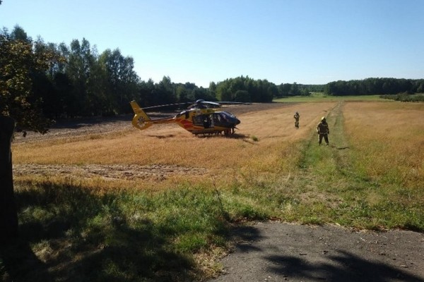 В Польше перевернулся автобус из Беларуси В Польше перевернулся автобус из Беларуси