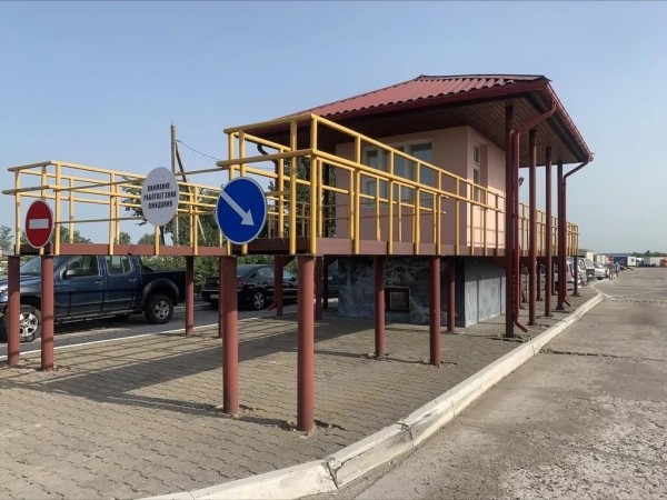 Въехать в Польшу за двое суток – нереально. Журналисты съездили в очередь на границе Въехать в Польшу за двое суток – нереально. Журналисты съездили в очередь на границе