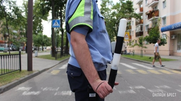 Новые ПДД. Напоминалка про требования к автомобилям и новые знаки Новые ПДД. Напоминалка про требования к автомобилям и новые знаки