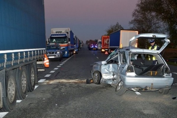 В Польше фура с белорусом попала в ДТП с тремя автомобилями В Польше фура с белорусом попала в ДТП с тремя автомобилями