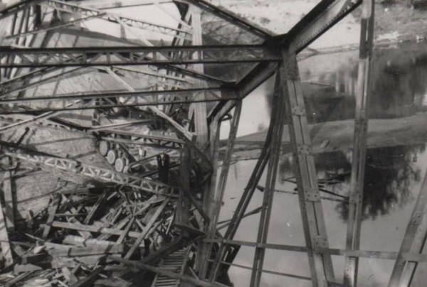 А вы знали, что на месте подвесного моста у «звезды» Брестской крепости был автомобильный? А вы знали, что на месте подвесного моста у «звезды» Брестской крепости был автомобильный?