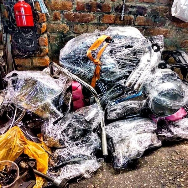 «Был выбор: очень хорошо жить на накопления здесь или средненько в США». Мастер по ремонту мотоциклов о возвращении в Беларусь «Был выбор: очень хорошо жить на накопления здесь или средненько в США». Мастер по ремонту мотоциклов о возвращении в Беларусь