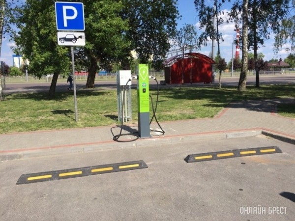 В Беларуси повышают тарифы зарядки электротранспорта В Беларуси повышают тарифы зарядки электротранспорта