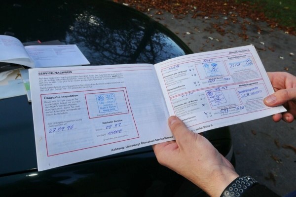 «Дедушка никого к машине не подпускал». История Audi A6 (С4), которая в семье белорусов уже 15 лет «Дедушка никого к машине не подпускал». История Audi A6 (С4), которая в семье белорусов уже 15 лет