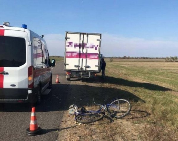 Молодой водитель грузовика сбил велосипедиста в Брестской области Молодой водитель грузовика сбил велосипедиста в Брестской области