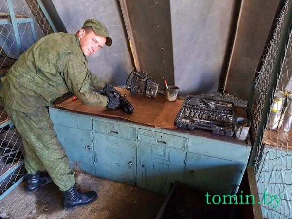 Как брестские ракетчики переводят технику на зимний период эксплуатации Как брестские ракетчики переводят технику на зимний период эксплуатации