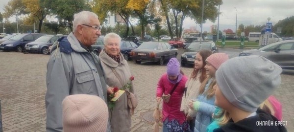 Акция «Осенний день для добрых дел» прошла в ГУО «Начальная школа №9 г. Бреста»
Акция «Осенний день для добрых дел» прошла в ГУО «Начальная школа №9 г. Бреста»