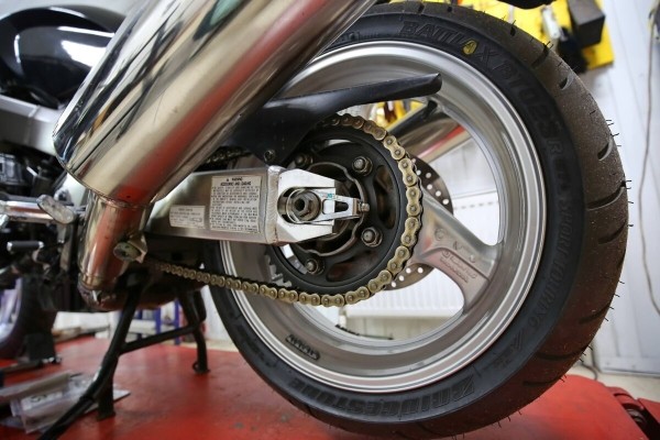 «Был выбор: очень хорошо жить на накопления здесь или средненько в США». Мастер по ремонту мотоциклов о возвращении в Беларусь «Был выбор: очень хорошо жить на накопления здесь или средненько в США». Мастер по ремонту мотоциклов о возвращении в Беларусь