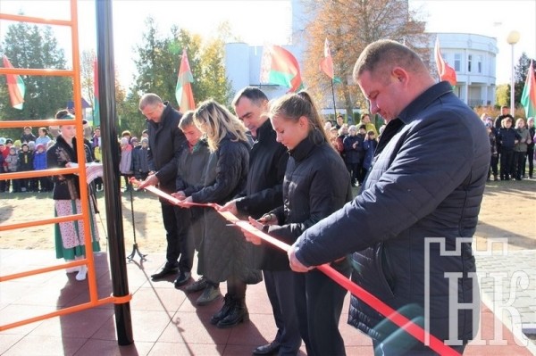 Воркаут-площадку открыли в Беловежском