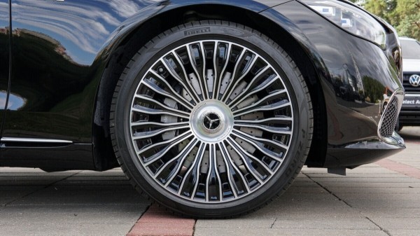 Как выглядят и сколько стоят самые дорогие машины, продающиеся по объявлениям в Беларуси Как выглядят и сколько стоят самые дорогие машины, продающиеся по объявлениям в Беларуси