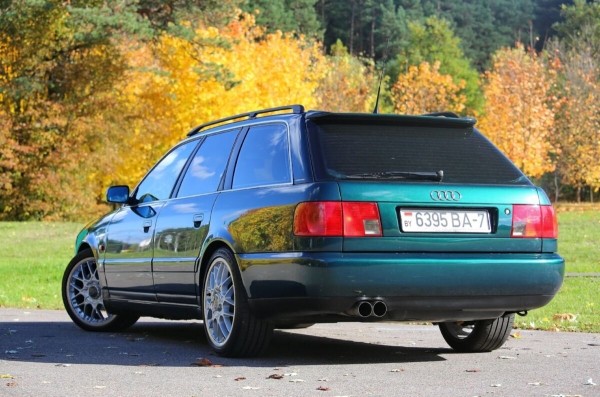 «Дедушка никого к машине не подпускал». История Audi A6 (С4), которая в семье белорусов уже 15 лет «Дедушка никого к машине не подпускал». История Audi A6 (С4), которая в семье белорусов уже 15 лет
